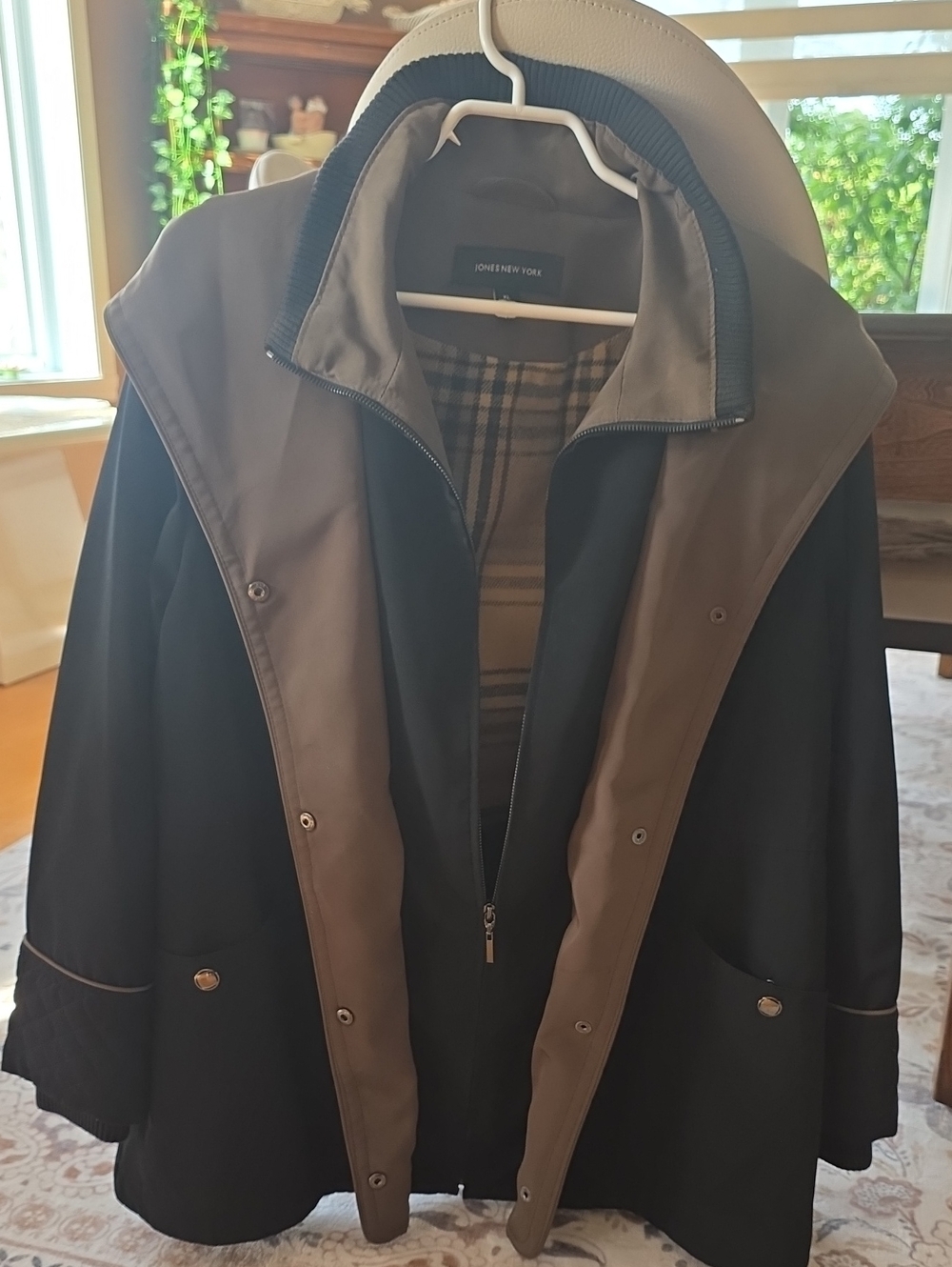 Jones New York Black and Olive Two-Tone Raincoat
